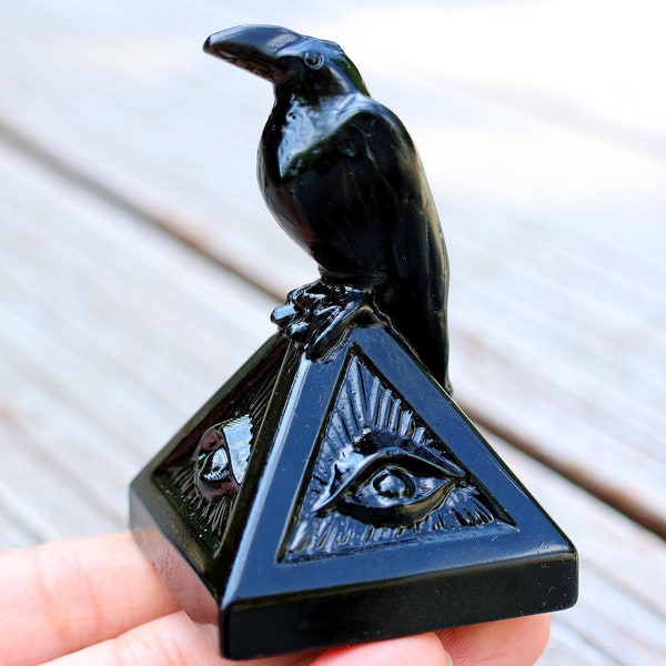 natural obsidian carved crow，quartz crystal  carving，raven carving，obsidian crow statue