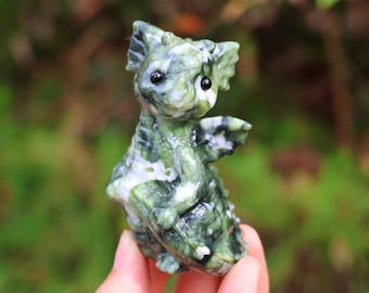 3.2インチ天然翡翠彫刻ドラゴン、水晶彫刻、ドラゴン像 - Etsy 日本