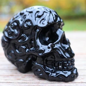 3,5 inch natuurlijke obsidiaan gesneden schedel, kwartskristalsnijwerk, schedelstandbeeld;
