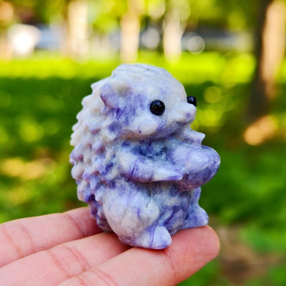 2.1インチ天然紫ハウイトハリネズミ、水晶彫刻、ハリネズミ像 - Etsy 日本