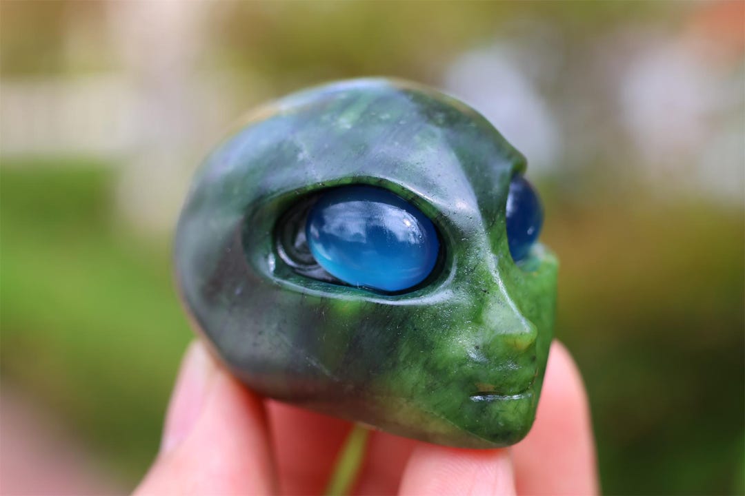 2.3inches Natural Jade Carved Alien Skull, Quartz Crystal Carving ...