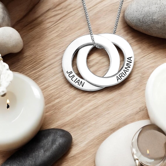 Personalized Russian Rings Necklace Custom Circle Pendant Engraved  Silver Necklace for Mom, Wife Unique Christmas Gift for Her