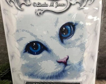 Winter Cat by SheWhiteDragon. Modern Cross Stitch Art Kit.  Cat. 14 count 2x1