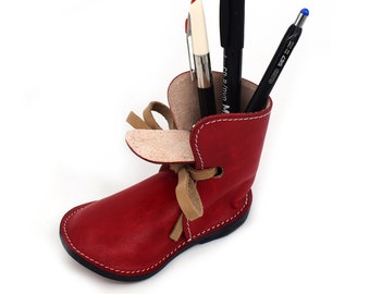 Small red shoe pencil holder, Pencil Desk Organizer, Brush Holder, Desk Storage, Retirement Gift, Coworker Gift, Leather Pen Holder