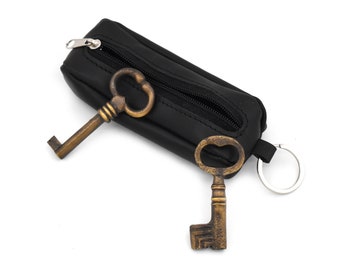 Zipper key case black, handmade of genuine full grain leather, key holder, key organizer, leather key pouch, leather key holder, key purse