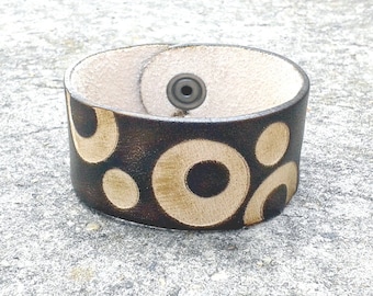 Handmade Dark Olive Green (Antilope) Leather Bracelet With Circle Pattern - FREE Shipping Wordlwide