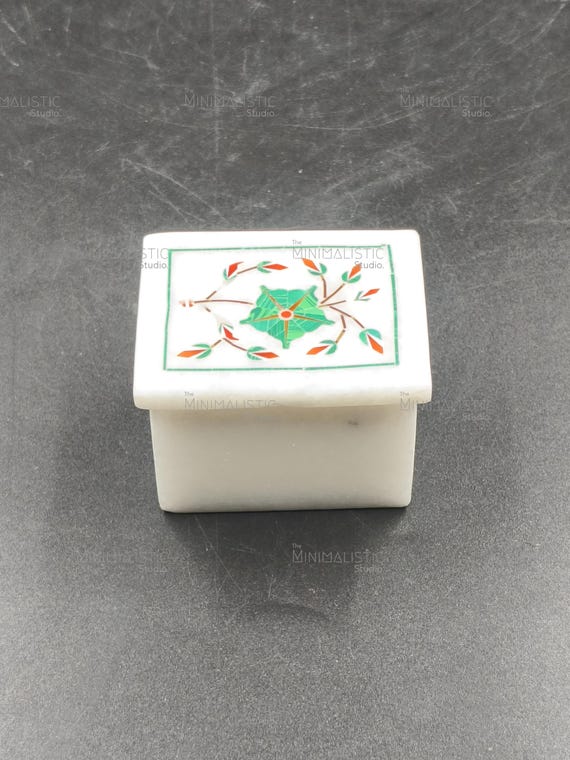 ハンドメイドの白い大理石象嵌細工の小物入れ | 宝石、指輪、ギフト用