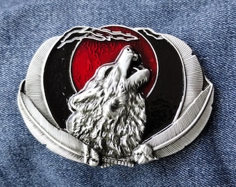 Unique Howling Wolf Full Moon Embossed Belt Buckle Fashion Accessory for Jeans and More