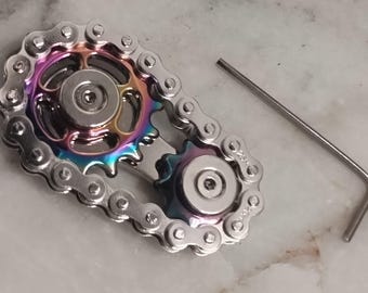 Metal Fidget Spinner Bicycle Chain Rainbow Relaxing Stress Reduction Cool Novelty Gift
