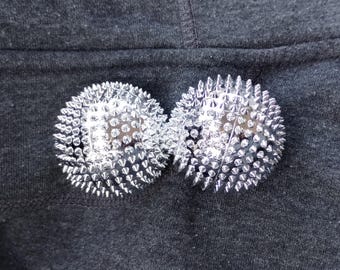 Pair of Yoga Fitness Balls Magnetic Therapy Pressure Point Massage Relaxation