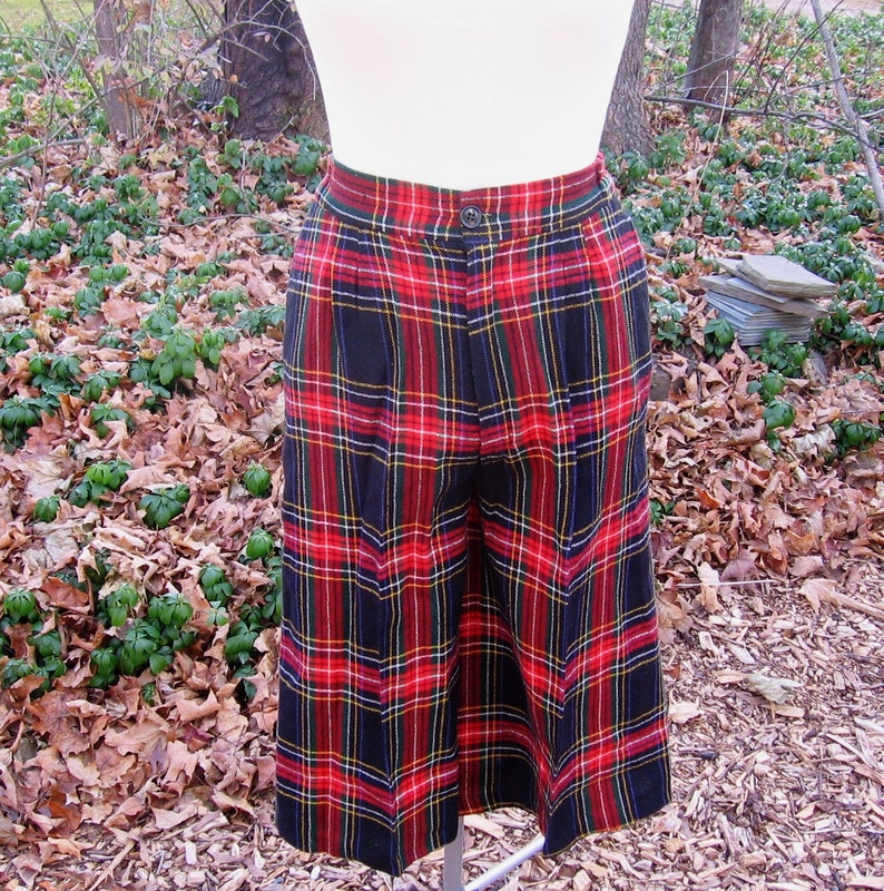 Tartan Plaid Skort Trousers Up Vintage SZ 11/12 Wool or Poly Blend 1960's Style on Campus Wearable Vintage Clothing ILGWU Label Made in USA image 1
