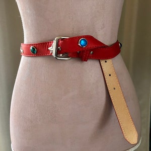 Vintage Red Faux Leather Belt Airplanes & Colored Plastic Jewels Cute Vintage Accessory Width 1 in. Length 38 in Waist Sizes 29 to 32 in image 2