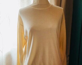 Vintage Sweater Made in Italy for Bloomingdale’s 100% Ivory Merino Wool Classic Turtleneck Size XL Unisex Style