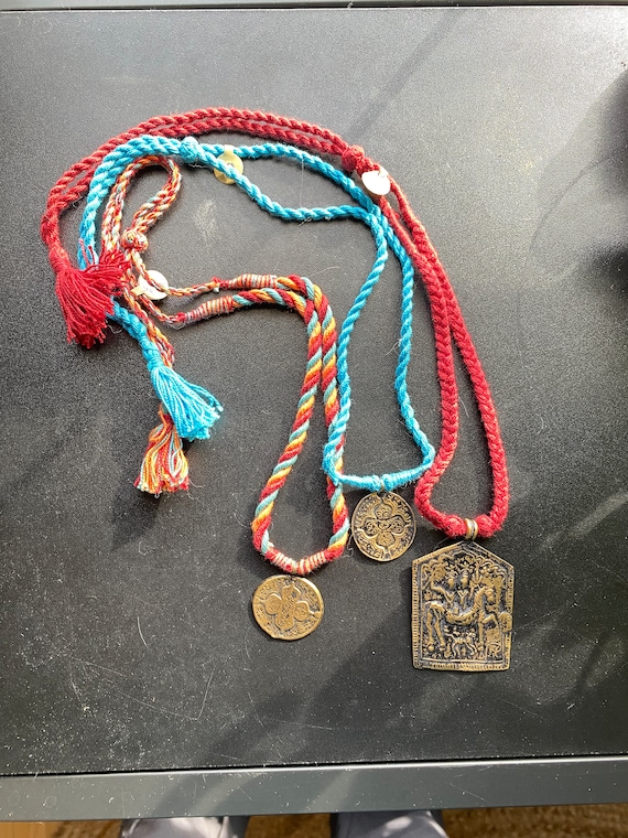 Bronze replica of antique Hindi pendant Gem