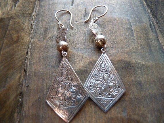 Lightweight drop earrings - image 2