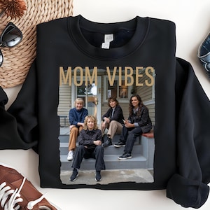 Retro 90’s Mom Vibes PNG, Sitcom moms Png, Mother&#39;s Day Png, Funny Mom Png, Cool Mom Gifts