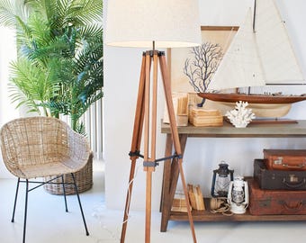 Zoagli wooden floor lamp