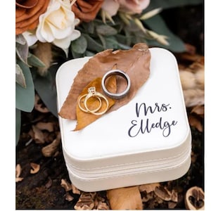 Custom Jewelry box, personalized jewellery boxes, travel jewelry case, girls jewelry box, jewelry box with name bridesmaid proposal