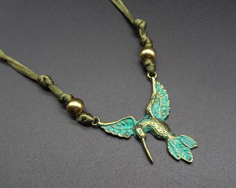 Collier colibri, bijoux colibri, cadeau d'amant colibri, collier liberté, bijoux nature, cadeau fête des mères, breloque colibri