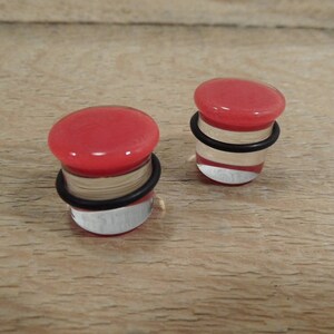 Glass plugs 5/8 inch red and clear glass plugs 5/8 gauge