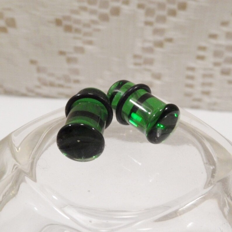 Glass plugs 0g gauges 0g green glass plug
