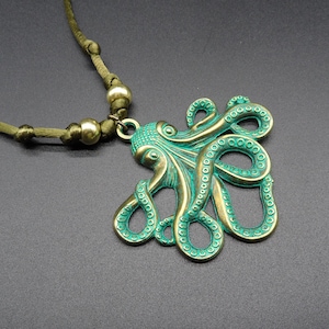 Octopus necklace, Women&#39;s necklace, Octopus lover gift, Kraken necklace, Gifts for Mom, Brass octopus, Kraken accessories, Octopus jewelry