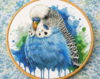 セキセイインコのクロスステッチパターン：水彩画風の鳥の刺繍（PDF