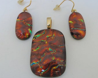 Burgundy Pendant Earring Set Dichroic Fused Glass