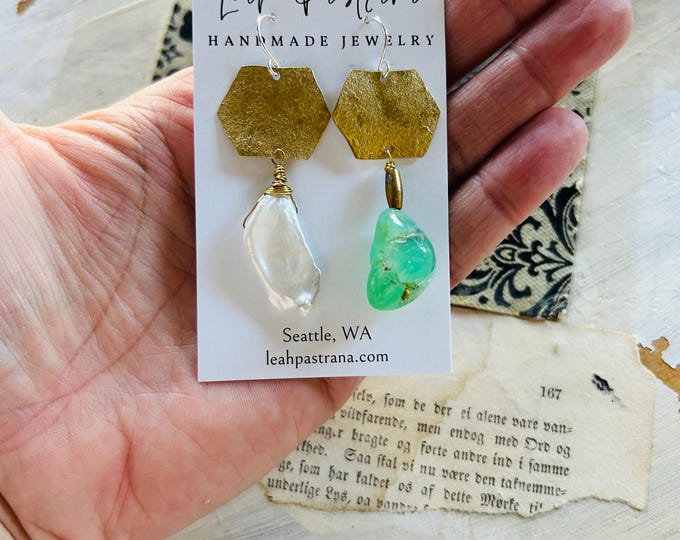 Mismatch Statement Earrings, Raw Chrysoprase, Fresh Water Pearl, Boho Earrings, Asymmetrical, OOAK, Modern Earrings, Funky Earrings