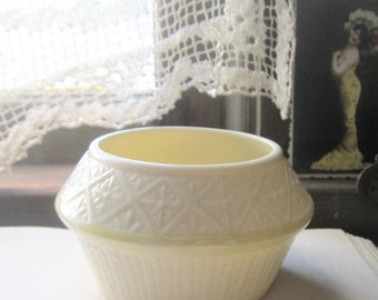 Vintage Belleek Pottery Sugar Cup, Cleary Pattern, Iridescent Cream