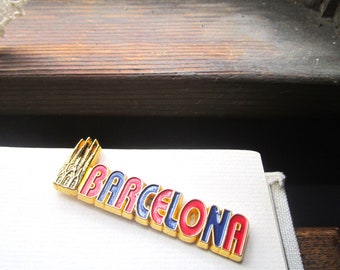 Vintage Souvenir Magnet, 1970's 80's Spain, Barcelona Travel Magnet, Chunky Metal w The Sagrada Família Church, Vintage Refrigerator Magnet