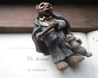 Vintage Bear Figurine, Rare Sarah's Attic, Barney The Great, Magician w Cape / Rabbit Hat Trickery, Numbered Dated 1991