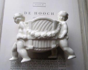 Vintage Cherub Pottery Planter, Carriage Vase, Made in Japan