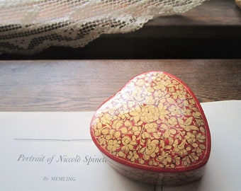 Vintage Paper Mache Box Papier Maché, Made in India, Hand Painted Heart, Trinket Box, 1980's/90's, India Import, Gift Box, Red Gold Black