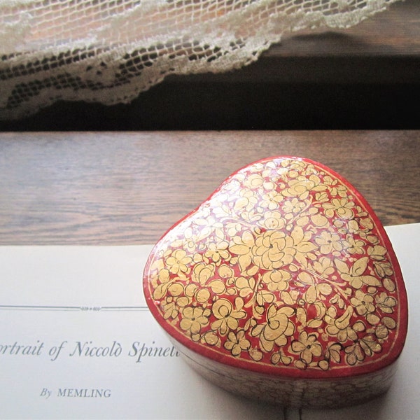 Vintage Paper Mache Box Papier Maché, Made in India, Hand Painted Heart, Trinket Box, 1980's/90's, India Import, Gift Box, Red Gold Black