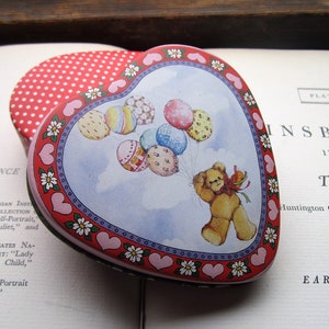 Heart Tin ~ Lucy Rigg 1984 Bear and Balloon Tin Box, 1980&#39;s Small Heart Shaped Tin, Weddings, Trinkets, Pocket Tin, Hearts and Teddy Bears