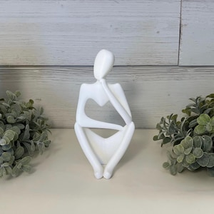 Minimalist Thinker Statue – Modern Abstract Sculpture for Home & Office Decor