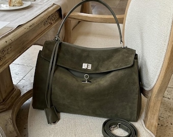 Hobo-Tasche aus olivgrünem Wildleder – Tote Bag aus echtem Rindsleder – Große, weiche Arbeitstasche – Schultertasche für jeden Tag