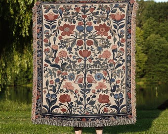 Scandinavian Floral Throw Blanket: Woven Cotton Nordic Bedspread