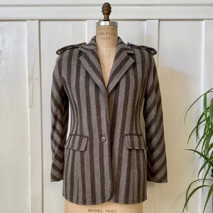 Vintage Gray Striped Women&#39;s Blazer - Wool - Single Button Closure - Made in Hong Kong - Sz 8