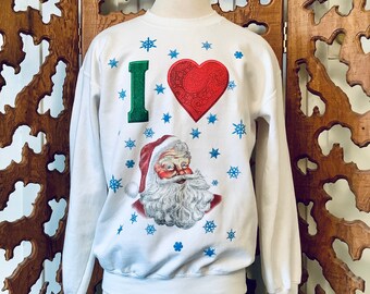 Vintage I Heart Santa Sweatshirt - Medium