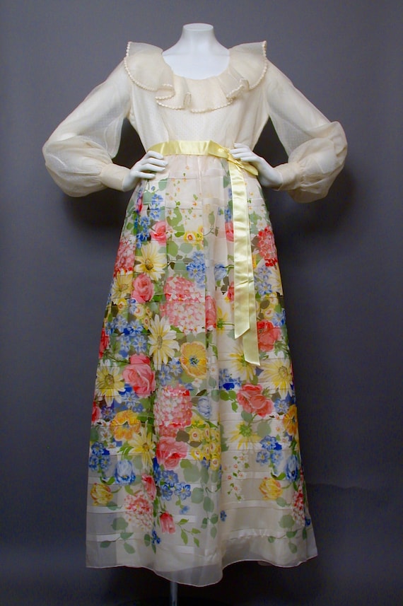 Vintage 1960s Floral Day/Party/Hostess Dress