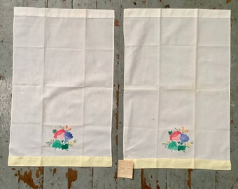 Vintage 1970s/80s I-Magnin Floral Applique Tea Towels - set of 2