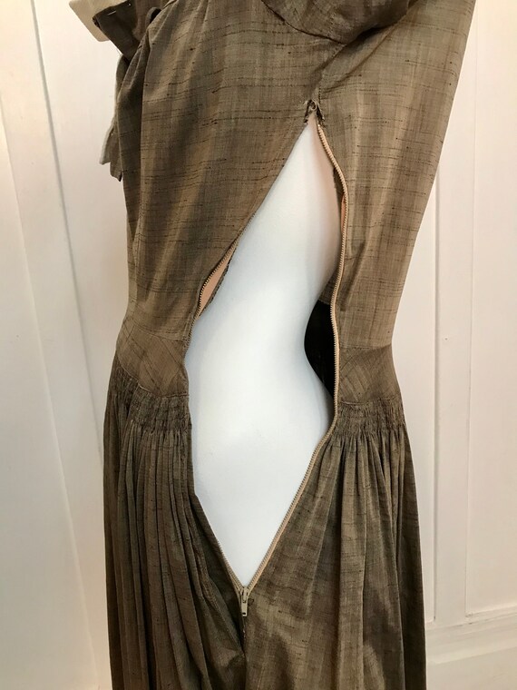 ワンピース Mid 1950s Vintage Brown Cotton Dress Chestnut Brown Floral Cotton Sweetheart Tea Dress With Elbow