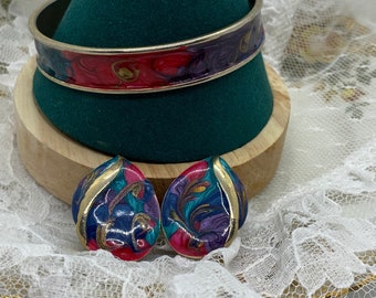 Vintage 80s Bright Multi Enameled Swirl Pierced Earrings And Bangle Bracelet Set