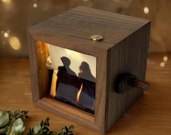 Custom Photo Flipbook Animation Box,Hand Crank Flipbook Box for Dad,Hand Crank Flipbook Machine,Wood Album with Light,Father&#39;s Day Gift