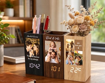 Personalized Photo Wooden Pen Holder with Digital Clock, Teacher Appreciation Gift, Unique Office Desk Decor for Him,2026 Christmas Ornament