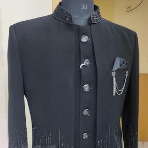 Custom Black Embroidered Jodhpuri Suit: Men&#39;s Wedding Modi Jacket