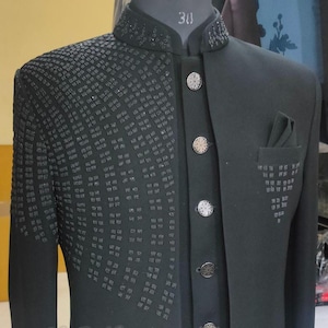 Custom Black Embroidered Jodhpuri Suit: Men&#39;s Wedding Modi Jacket