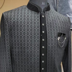 Custom Black Embroidered Jodhpuri Suit: Men&#39;s Wedding Modi Jacket